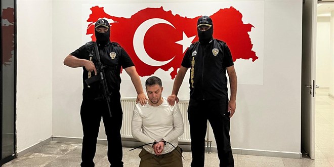 Organize su� �rg�t� eleba�� Serkan Kurtulu� T�rkiye'ye getirildi