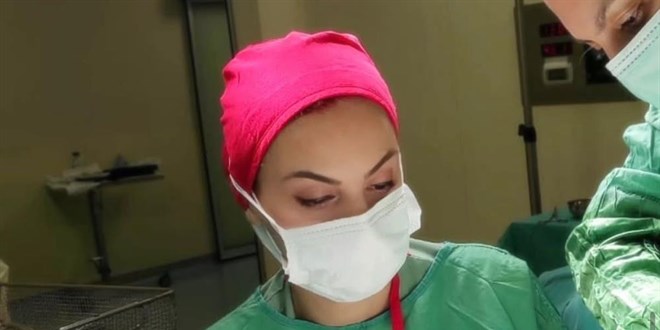 Klini�inde kalp krizi ge�iren doktor hayat�n� kaybetti - Son Dakika Haber