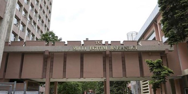 MEB'den 'Bakanl�k ad�na para isteyen' doland�r�c�lara kar�� su� duyurusu - Son Dakika Haber