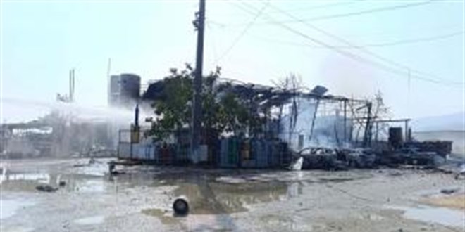 Manisa'da t�p dolum tesisinde patlama: 1 �l�, 2 yaral� - Son Dakika Haber