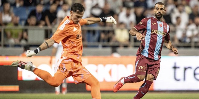 Salah, Trabzonspor formas�yla sezona 1 puanla ba�lad� - Son Dakika Haber