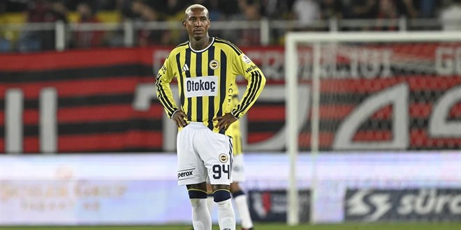 Talisca iki kez dire�e tak�ld�: Fenerbah�e Gen�lerbirli�i'ne 2-1 yenildi