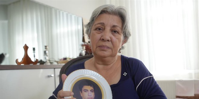 18 mezar a�t�rd�, o�lunun cenazesine ula�t� - Son Dakika Haber