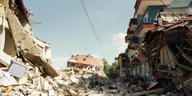 17 A�ustos Marmara Depremi'nin �zerinden 27 y�l ge�ti