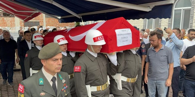 Kazada hayat�n� kaybeden uzman �avu� Samsun'da topra�a verildi