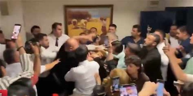 Menderes Belediye ba�kanl���n� AK Partili aday kazand� - Son Dakika Haber