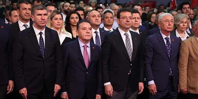Muhittin B�cek'ten yeni itiraf: �mamo�lu 15 milyon euro istedi - Son Dakika Haber