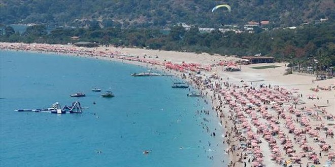 Antalya'da plajda tesett�rl� kad�nlarla ilgili payla��ma soru�turma - Son Dakika Haber