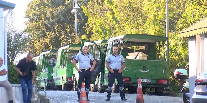 Eski Ula�t�rma Bakan� Arif Denizolgun'un mezar� a��l�yor - Son Dakika Haber