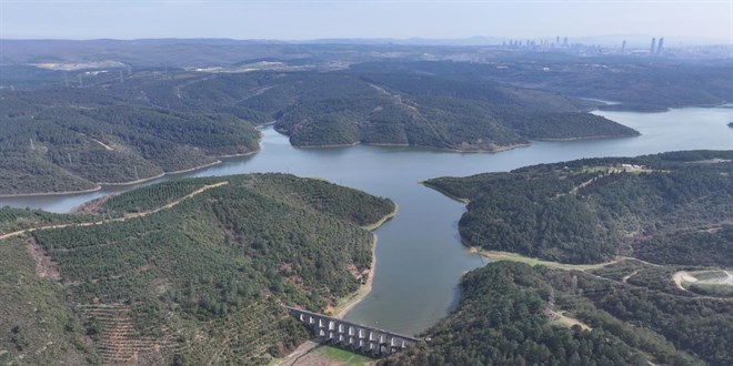 �stanbul'da barajlar�n doluluk oran� y�zde 48,13'e geriledi - Son Dakika Haber