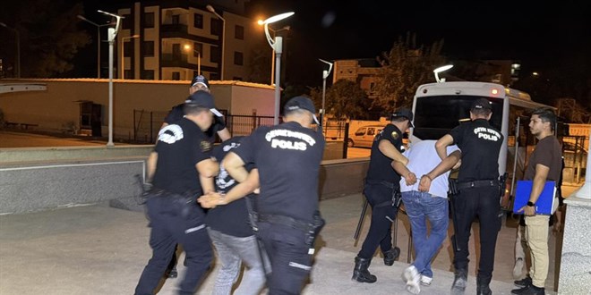 Kirveler su� �rg�t�ne darbe: 5 ��pheli tutukland� - Son Dakika Haber