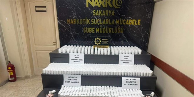�stanbul'dan uyu�turucu sevkiyat� Sakarya'da durduruldu: 4 tutuklama - Son Dakika Haber