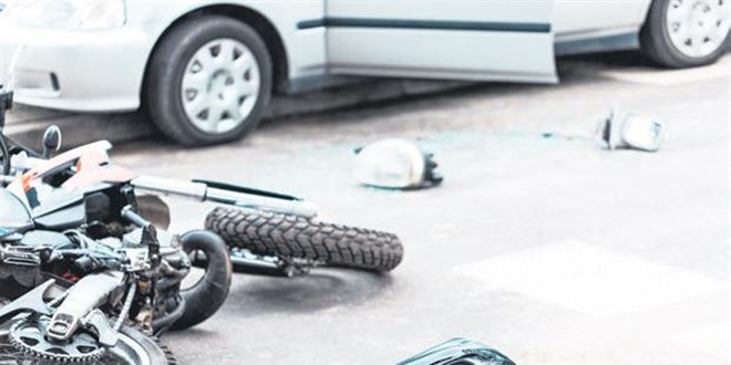 Motosiklet kazalar� alarm veriyor: �lenlerin neredeyse tamam� 16-30 ya� aras� - Son Dakika Haber