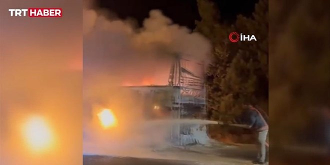 TEM'de korku dolu anlar: Yolcu otob�s� alev topuna d�nd� - Son Dakika Haber