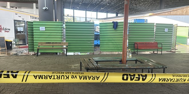 Edirne'de otogar �at�s�n� boyayan 2 i��i yang�nda a��r yaraland� - Son Dakika Haber