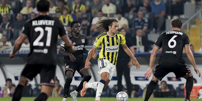 Fenerbah�e, �ampiyonlar Ligi i�in sahaya ��kacak - Son Dakika Haber