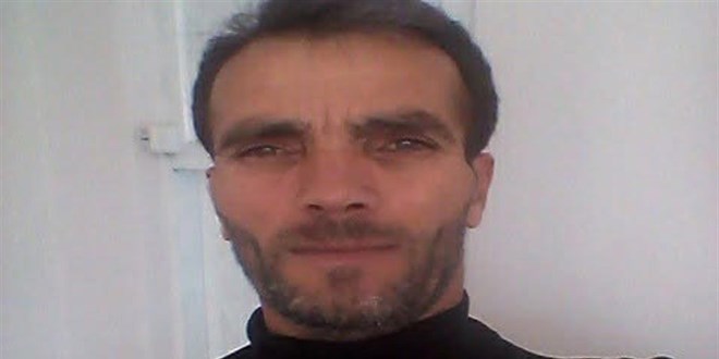 Annesine mesaj atan kişiyi demir çubukla döverek öldürdü