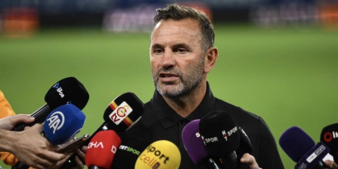 Okan Buruk'tan Leao transferi sorusuna yan�t: Yava� yava�.. - Son Dakika Haber