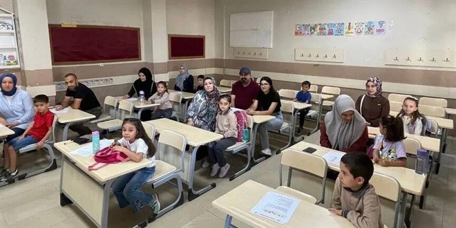 MEB a��klad�: Uyum haftas�nda velilere idari izin kolayl��� - Son Dakika Haber