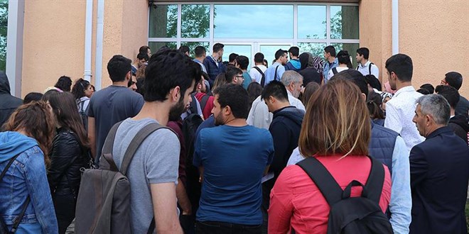 Üniversite kayıtları için son gün
