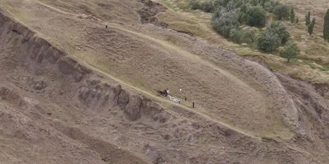 A�r� Da��'nda gizemli bo�luklar Nuh'un Gemisine mi ait?