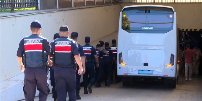 10 milyar liral�k hazine arazisi soru�turmas�: Tapu m�d�r� dahil 10 tutuklama - Son Dakika Haber