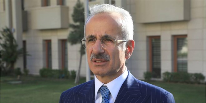 Bakan Uralo�lu: 19 yolcu i�in arama kurtarma �al��malar� devam ediyor - Son Dakika Haber