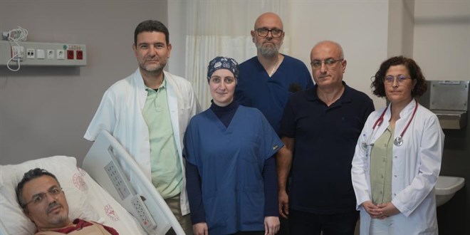 D�nya literat�r�nde benzeri yok! ALS hastas�na �ift kalp kapa�� ameliyat� - Son Dakika Haber
