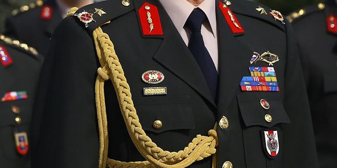 'Ferik' mi 'general' mi tart��mas�: Mustafa Arma�an'a r�tbe cevab� - Son Dakika Haber