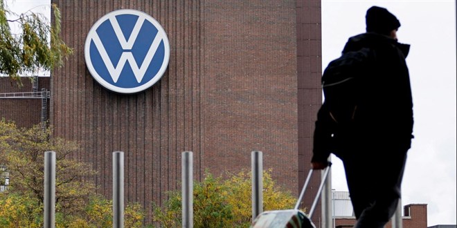 Volkswagen 2030 y�l�na kadar 100 bin �al��an�n� i�ten ��karaca��n� duyurdu - Son Dakika Haber