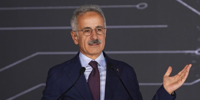 Bakan Uralo�lu: T�rkiye yaln�zca bir pazar de�il stratejik bir teknoloji merkezidir - Son Dakika Haber