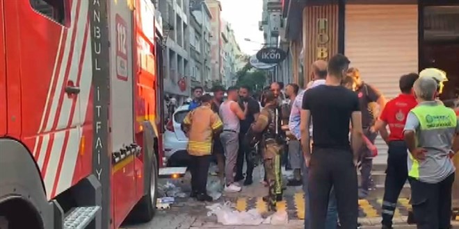 Bak�rk�y'de otel yang�n�: Otelde kalanlar tahliye edildi - Son Dakika Haber