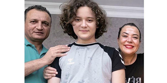 Okul sald�r�s�nda tahliye edilen annenin yakalanmas� i�in karar ��kt� - Son Dakika Haber