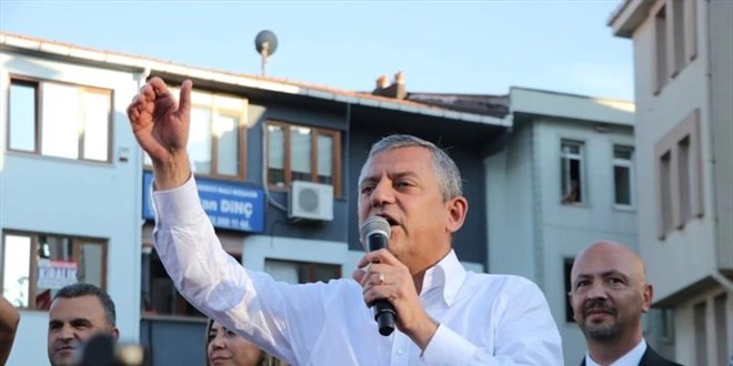 �zel'den Edirne'de yeni gaf: �� ki�i �Y� Parti'ye �ye olabilir - Son Dakika Haber