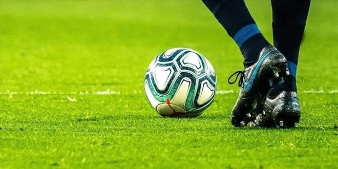 S�per Lig tak�mlar�, 202 transferin 124'�n� yurt d���ndan yapt�