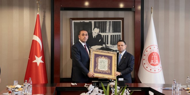 Bakan G�rlek, Ankara Cumhuriyet Ba�savc�s�n� makam�nda ziyaret etti