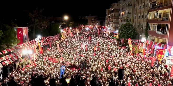 �sk�dar mitingi �ncesi 'Yi�idim Aslan�m' tart��mas� - Son Dakika Haber