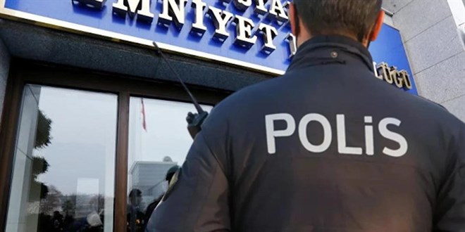 Antalya'da r��vet operasyonu: 2 emniyet m�d�r� hakk�nda g�zalt� karar�