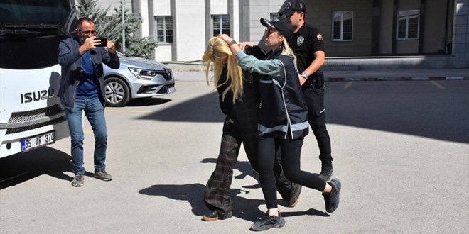 Vanl� Kara Haydar'�n e�i ve 3 ��pheli adliyede