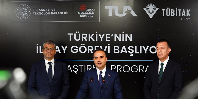 T�rkiye'nin uzay yolculu�unda tarihi e�ik: Ay Uzay Arac� test i�in TUSA�'a u�urland� - Son Dakika Haber