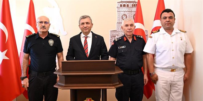 Emniyetteki 'r��vet' operasyonuna Validen a��klama: ��r�k elmalar temizlendi - Son Dakika Haber