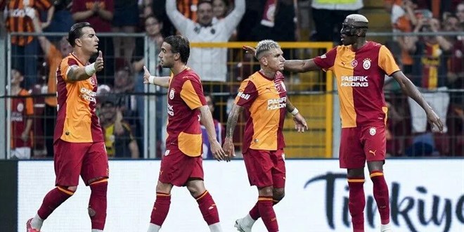 S�per Lig'de 5. hafta tamamland�: Galatasaray zirvedeki yerini korudu