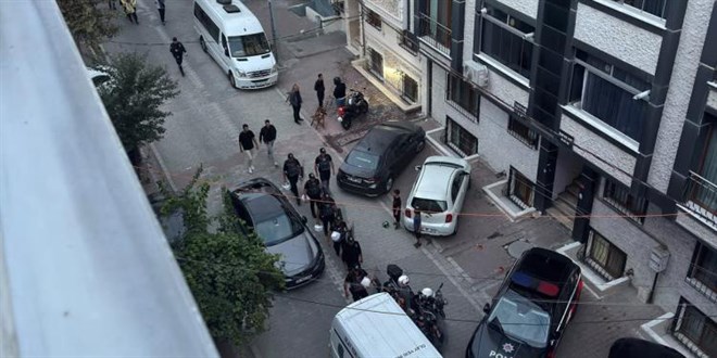Servis minib�s�n�n �arpt��� 6 ya��ndaki �ocuk hayat�n� kaybetti - Son Dakika Haber