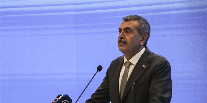 Bakan Tekin: Okullarda 'Ter�rs�z T�rkiye' i�in fark�ndal�k e�itimi verilecek - Son Dakika Haber