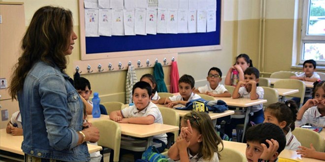 Derslik ba��na d��en ��renci say�s�nda OECD ortalamas� yakalad� - Son Dakika Haber