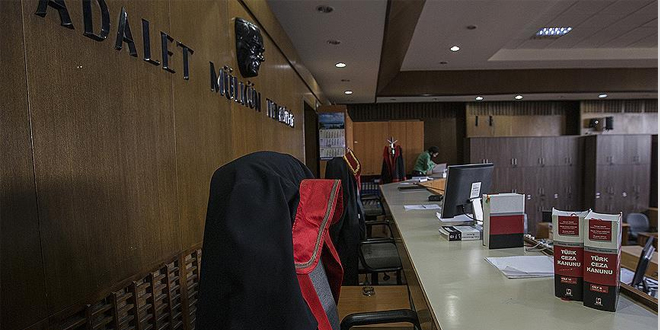 Para kar��l��� yarg�ya m�dahale iddias�: Avukatlara g�zalt�, hakimlere idari i�lem - Son Dakika Haber
