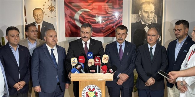 Bakan �ift�i'den okul sald�r�s�na dair a��klama: 3 ��rencinin durumu kritik - Son Dakika Haber