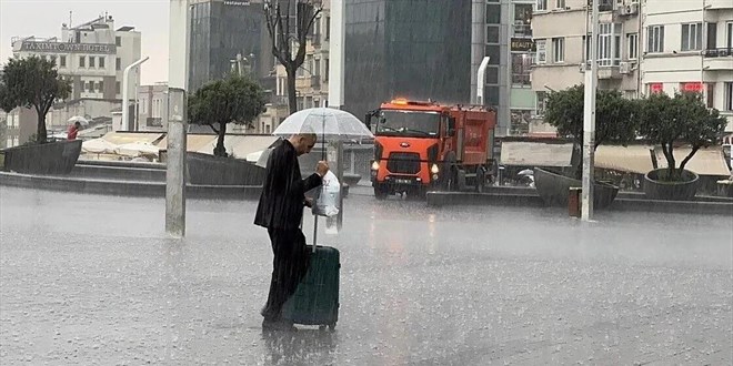 AKOM uyard�: �stanbul'da metrekareye 100 kilogram ya��� d��ecek