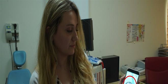 10 ya��ndaki �ocu�un bo�az�ndan canl� s�l�k ��kt�