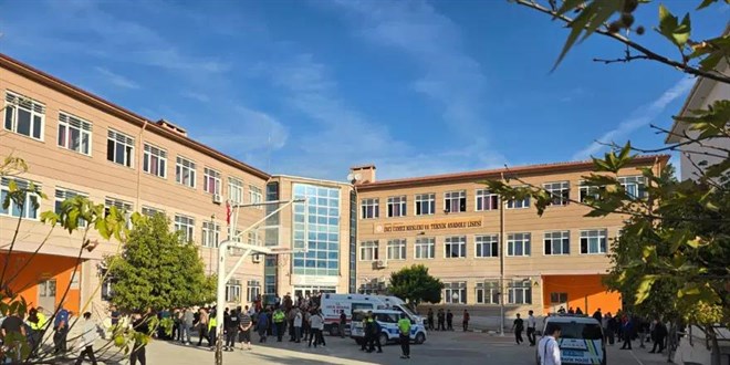Uzmanlar yorumlad�: Zorunlu e�itim, sorunlu e�itim
